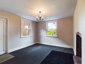 Living room- click for photo gallery